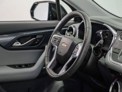 Used 2021 Chevrolet Blazer LT image 11