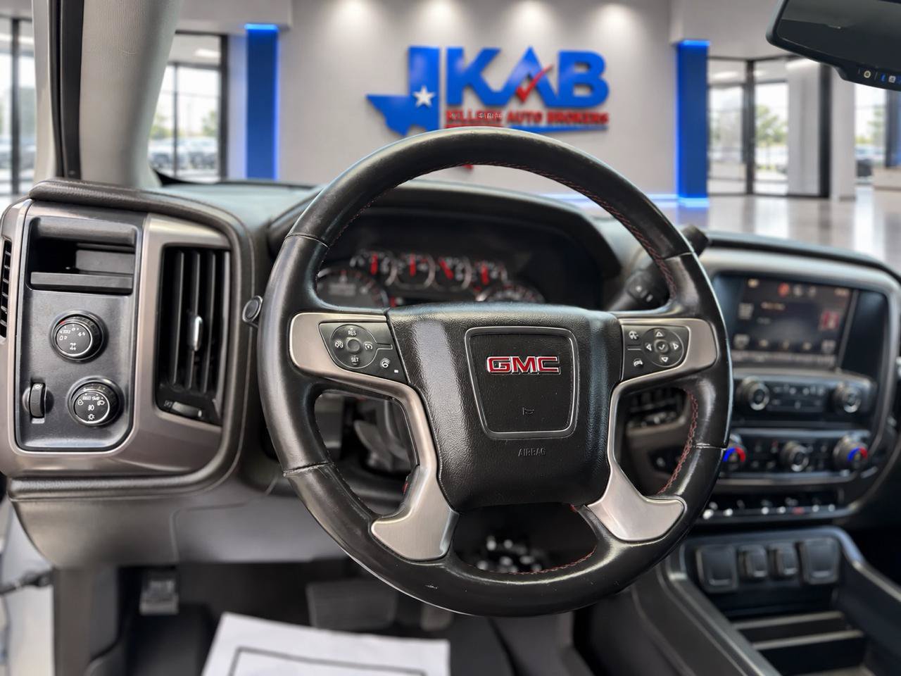 Used 2014 GMC Sierra 1500 SLT w/ All-Terrain Package AWD/4WD image 11