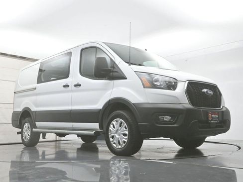 Used 2025 Ford Transit 250 Low Roof w/ Exterior Upgrade Package RWD image 9