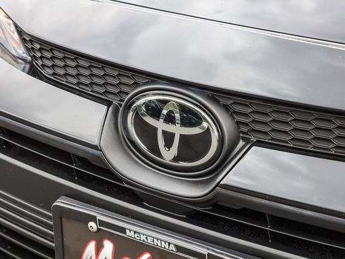 Used 2024 Toyota Corolla LE image 3