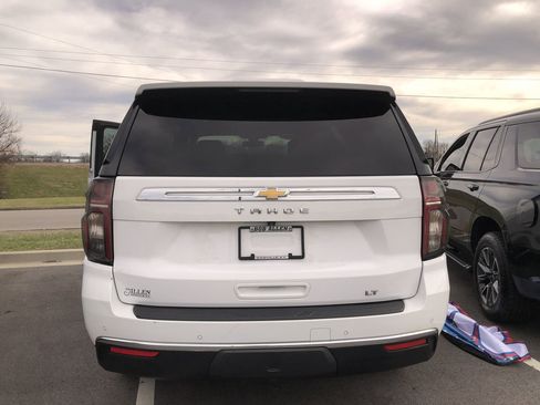 Used 2021 Chevrolet Tahoe LT w/ Rear Media and Nav Package image 11