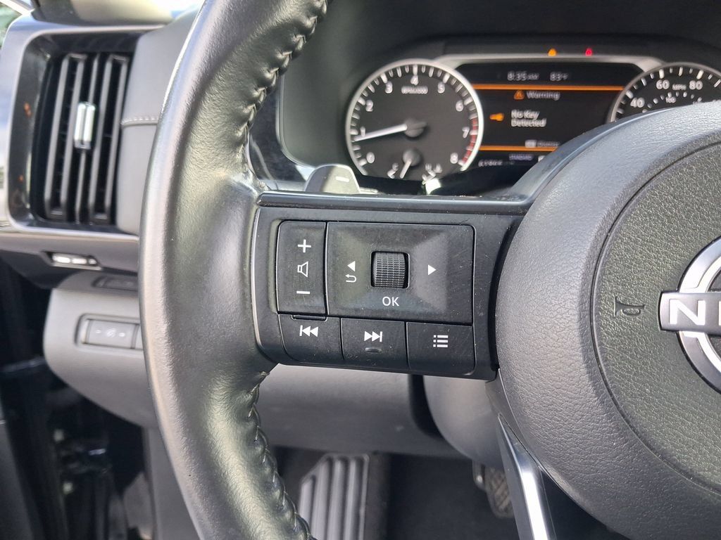 Certified 2024 Nissan Pathfinder SV FWD image 19