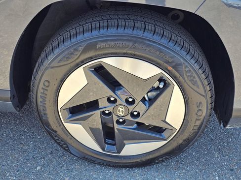 Certified 2024 Hyundai Kona SEL FWD image 7