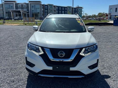 Used 2020 Nissan Rogue SV AWD/4WD image 2