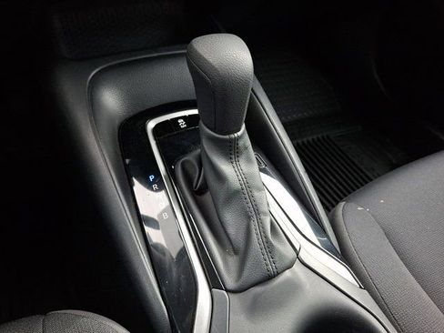 Used 2024 Toyota Corolla LE image 18