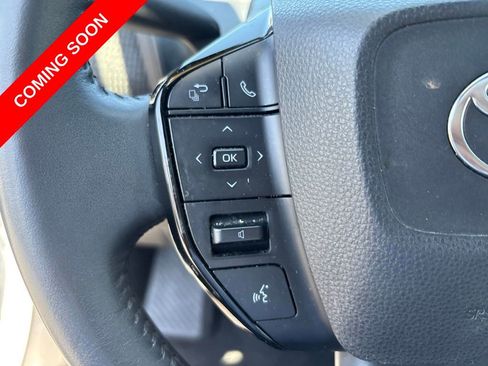 Used 2023 Toyota bZ4X FWD image 20