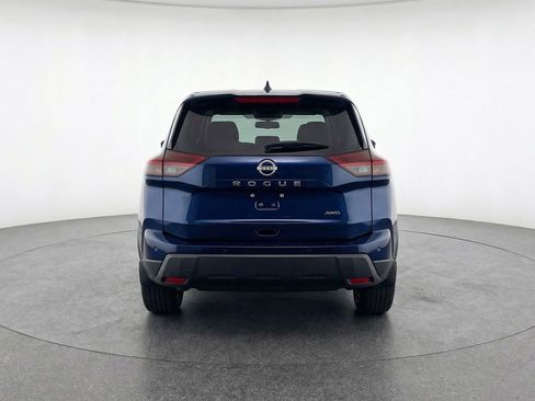Used 2025 Nissan Rogue SV FWD image 7