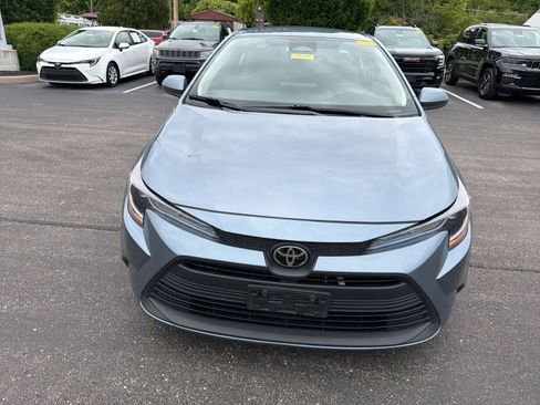 Used 2024 Toyota Corolla LE FWD image 8