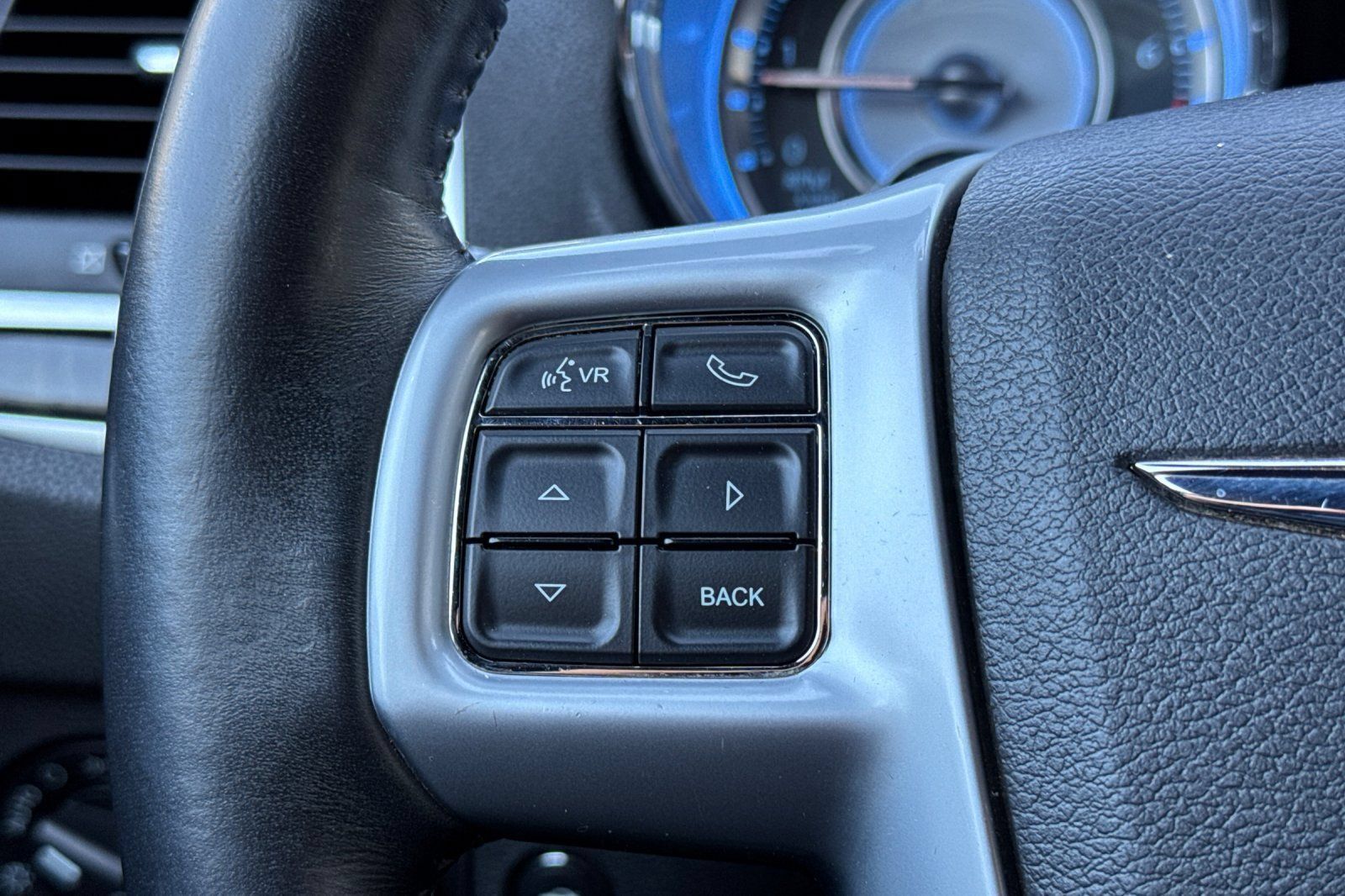 Used 2013 Chrysler 300 C RWD image 26