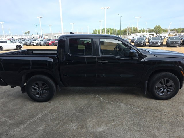 Used 2025 Nissan Frontier SV w/ SV Convenience Package RWD image 6