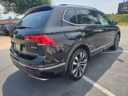 Used 2020 Volkswagen Tiguan SEL Premium R-Line w/ 3rd Row Seat Package AWD/4WD image 6
