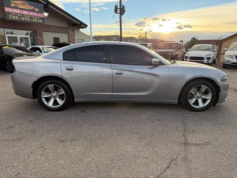 Used 2018 Dodge Charger SXT Plus image 9
