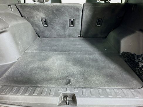 Used 2018 Chevrolet Equinox LT image 27