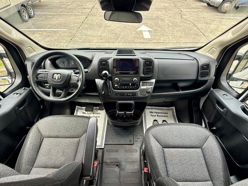 Used 2023 RAM ProMaster 2500 FWD image 7