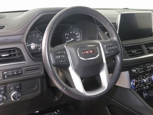 Used 2021 GMC Yukon SLT image 6