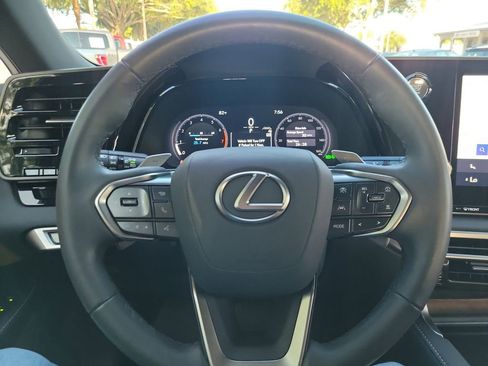 Used 2025 Lexus RX 350 FWD w/ Technology Package image 20