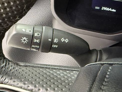 Used 2024 Toyota Tundra Limited AWD/4WD image 13
