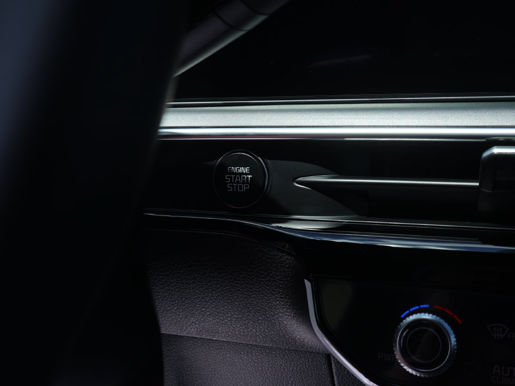 New 2026 Kia K5 GT-Line AWD/4WD image 40
