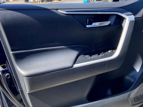 Used 2024 Toyota RAV4 XLE w/ Convenience Package image 21