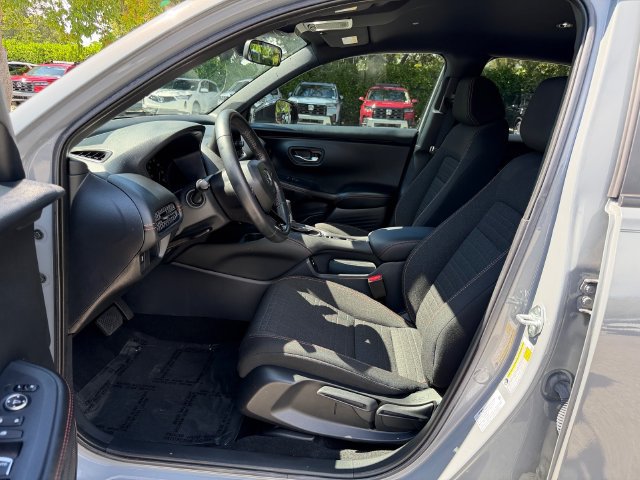 Certified 2025 Honda HR-V Sport image 11