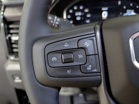 Used 2025 GMC Sierra 1500 AT4X image 21