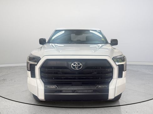 Used 2023 Toyota Tundra SR5 w/ SR5 Premium Package AWD/4WD image 4