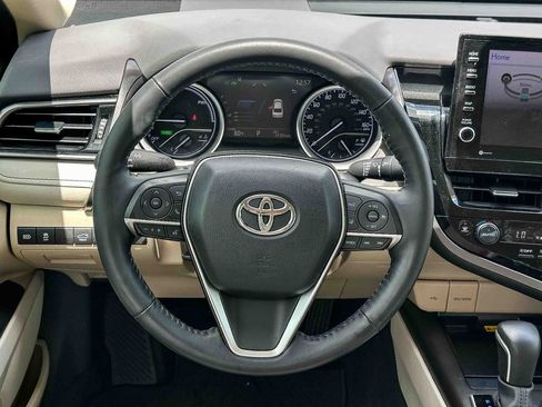 Used 2023 Toyota Camry XLE w/ Cold Weather Package FWD image 25