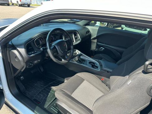 Used 2020 Dodge Challenger SXT w/ Blacktop Package image 11