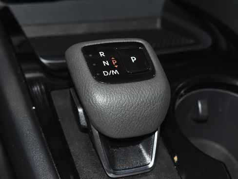 Certified 2025 Nissan Rogue SV image 13