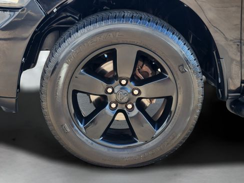 Used 2019 RAM 1500 Express w/ Express Value Package RWD image 30