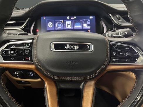 Used 2024 Jeep Grand Cherokee L Summit image 18