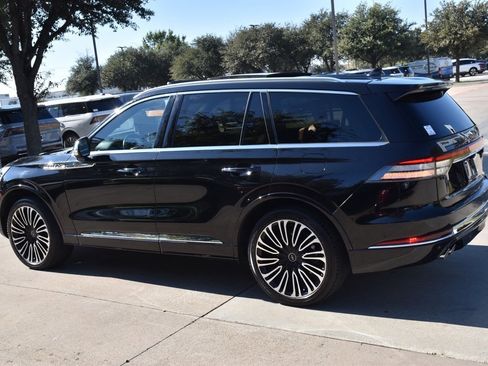 Certified 2022 Lincoln Aviator Black Label w/ Class IV Trailer Tow Package image 11