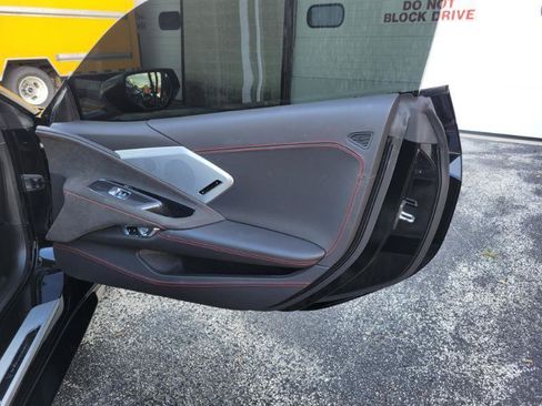 Used 2023 Chevrolet Corvette Stingray Premium Conv w/ Battery Protection Package RWD image 30