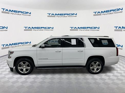 Used 2020 Chevrolet Suburban Premier AWD/4WD image 2