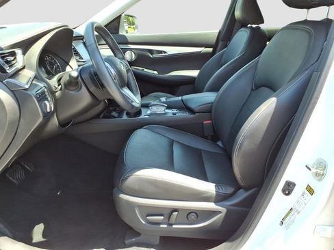Certified 2023 INFINITI QX50 Luxe AWD/4WD image 4