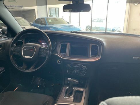 Used 2020 Dodge Charger SXT image 20