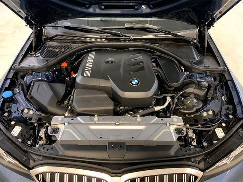 New 2026 BMW 330i xDrive Sedan w/ M Sport Package AWD/4WD image 16