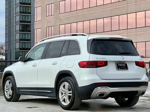 Used 2021 Mercedes-Benz GLB 250 4MATIC image 5