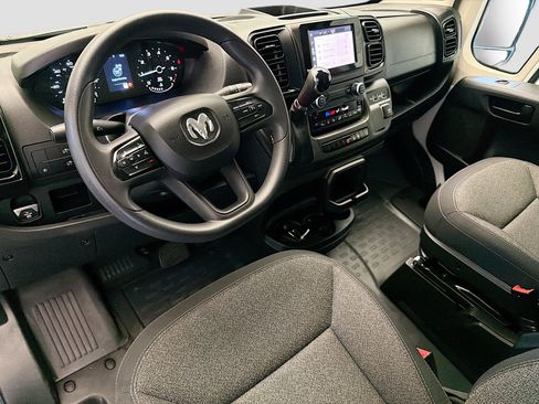 Used 2022 RAM ProMaster 2500 w/ Safety Group image 7