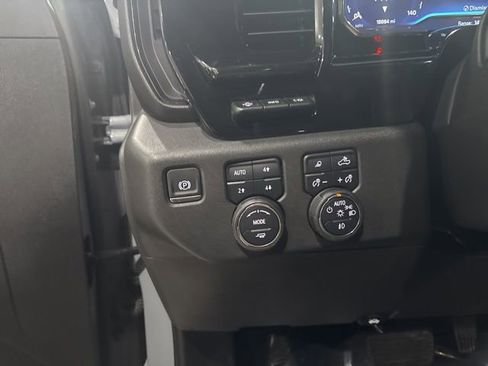 Used 2025 Chevrolet Silverado 1500 ZR2 w/ Technology Package image 15