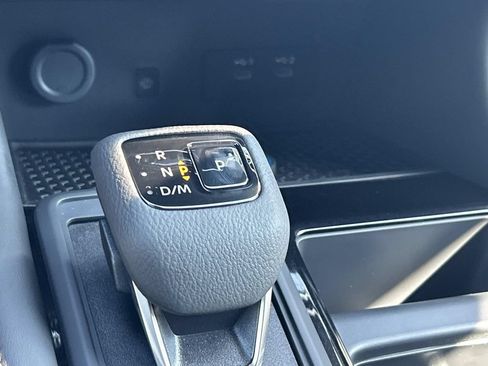 New 2026 Nissan Pathfinder SL FWD image 32