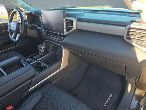 Used 2024 Toyota Tundra Limited image 31