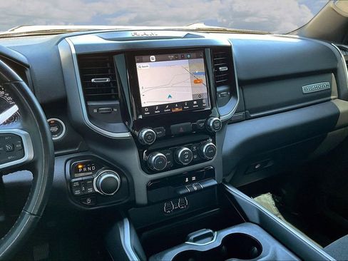Used 2022 RAM 1500 Big Horn AWD/4WD image 12