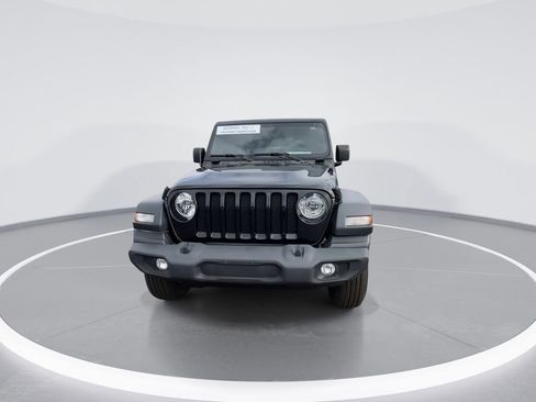 Used 2021 Jeep Wrangler Unlimited Sport AWD/4WD image 3