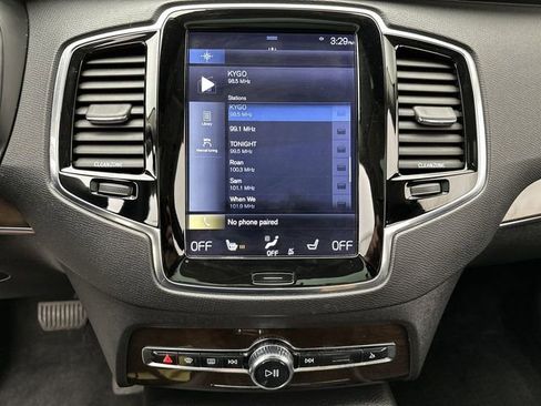 Used 2016 Volvo XC90 T6 Momentum w/ Momentum Plus Package image 16