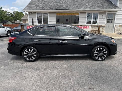 Used 2016 Nissan Sentra SR w/ Driver's Assist Package FWD image 8