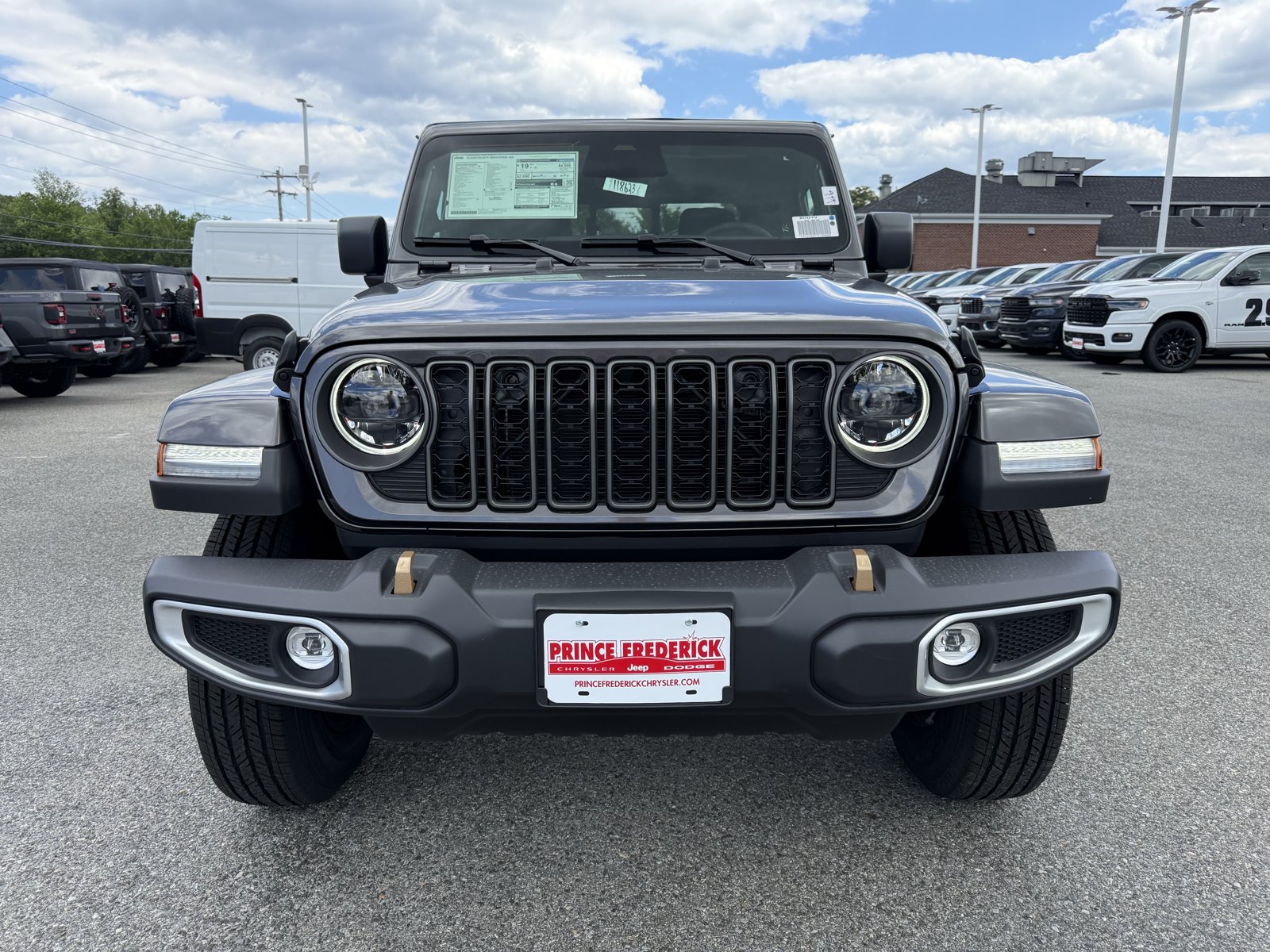 New 2026 Jeep Gladiator Sport AWD/4WD image 8