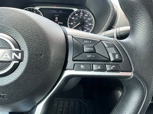 Used 2024 Nissan Sentra SV FWD image 17