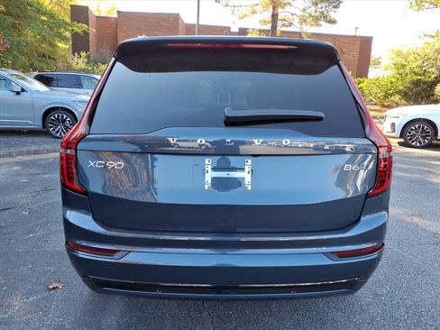 New 2026 Volvo XC90 B6 Ultra w/ Protection Package Premier AWD/4WD image 4