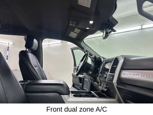 Used 2020 Ford F350 Lariat w/ Lariat Value Package AWD/4WD image 28